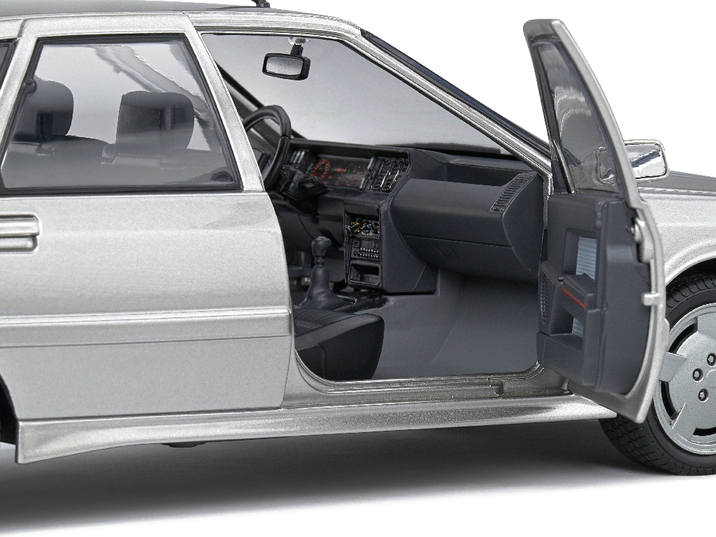 98480 Renault R21 2.0L Turbo 1993
