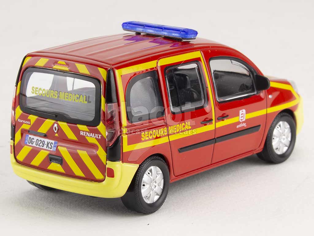 RENAULT KANGOO SAPEURS POMPIERS infirmier SSSM 2013 1/43 Norev 511379 RENAULT KANGOO SAPEURS POMPIERS infirmier SSSM 2013 1/43 Norev 511379