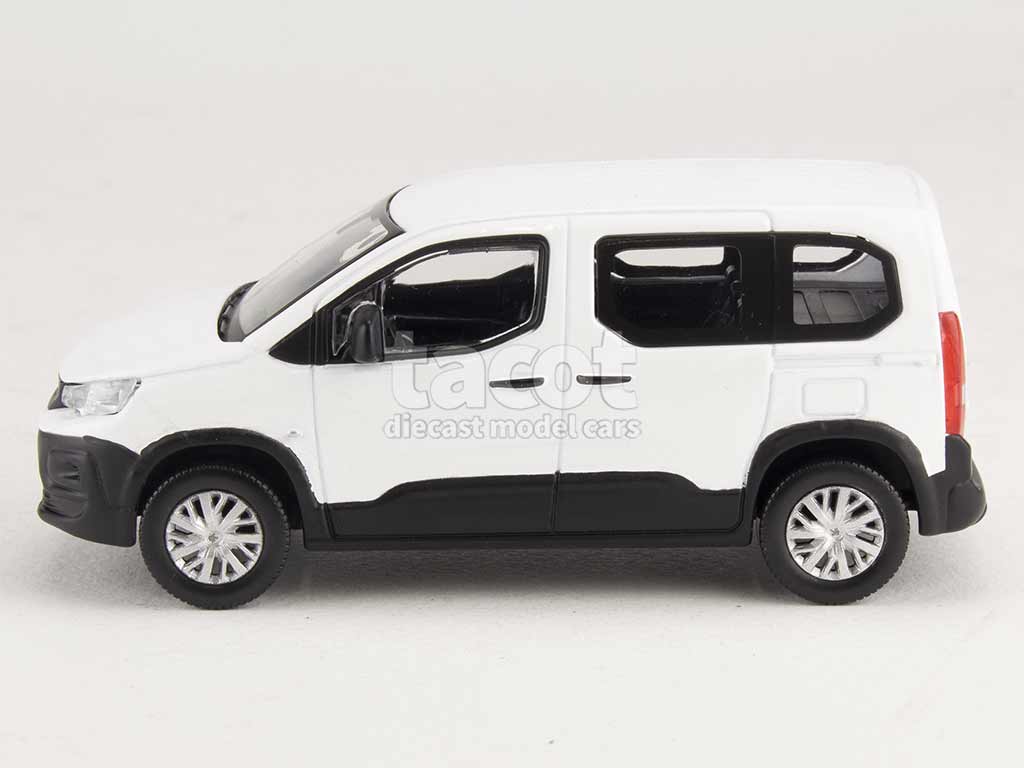 98562 Peugeot Rifter 2018