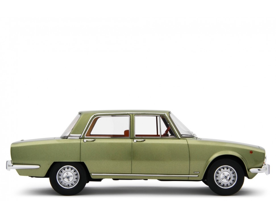 98572 Alfa Romeo 2000 Berline 1971