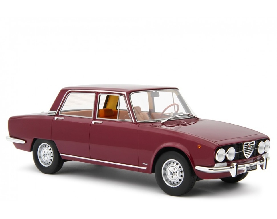 98573 Alfa Romeo 2000 Berline 1971