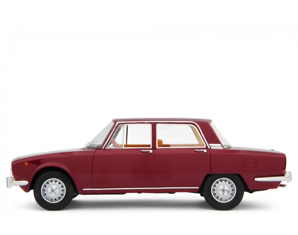 98573 Alfa Romeo 2000 Berline 1971