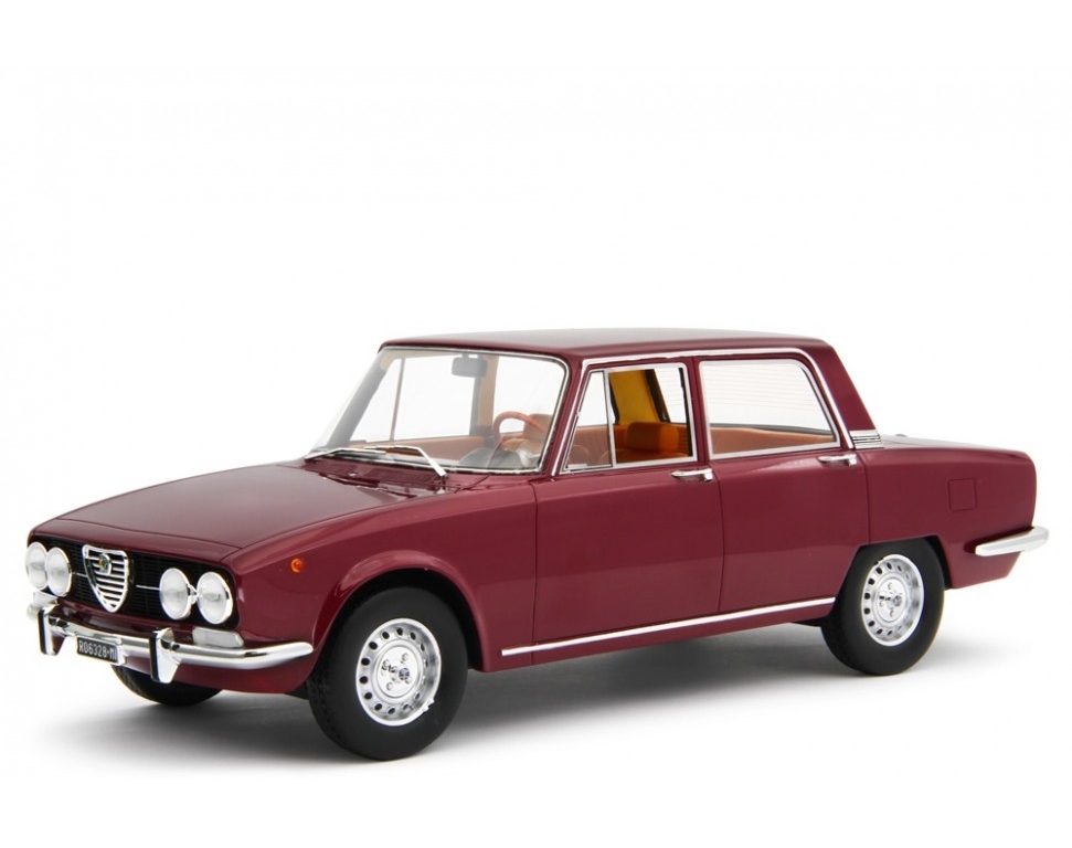 98573 Alfa Romeo 2000 Berline 1971