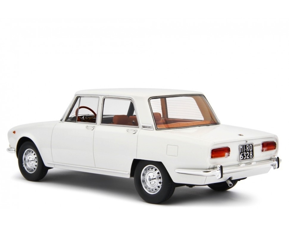 98574 Alfa Romeo 2000 Berline 1971