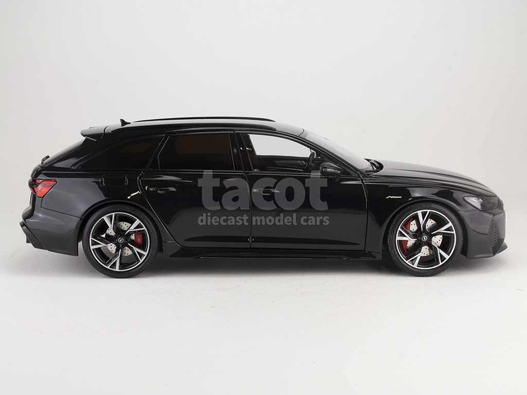 98578 Audi RS6 Avant/ C8 2021