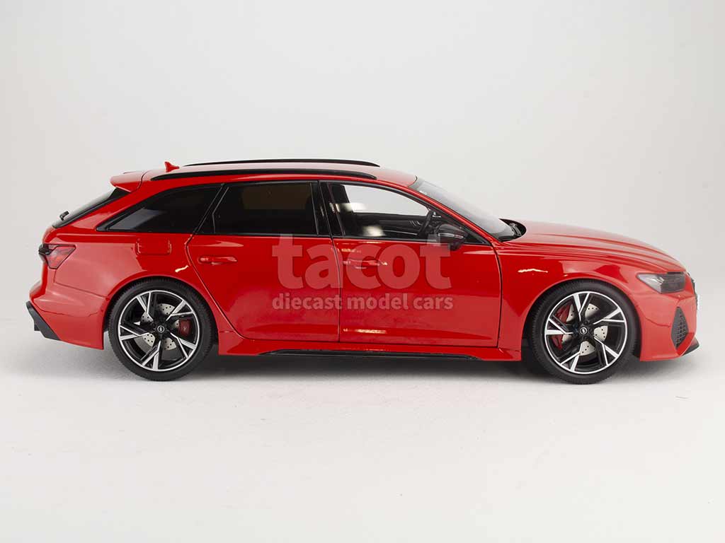 98579 Audi RS6 Avant/ C8 2021