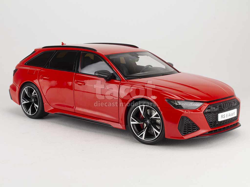 98579 Audi RS6 Avant/ C8 2021