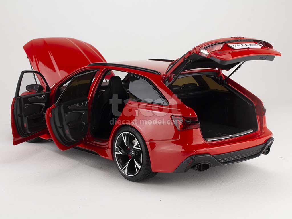 98579 Audi RS6 Avant/ C8 2021