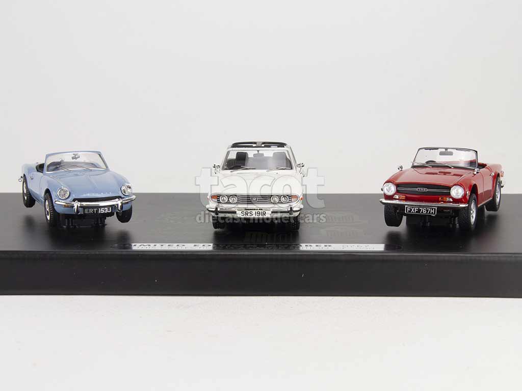 98672 Triumph Set Spitfire/ TR6/ Stag