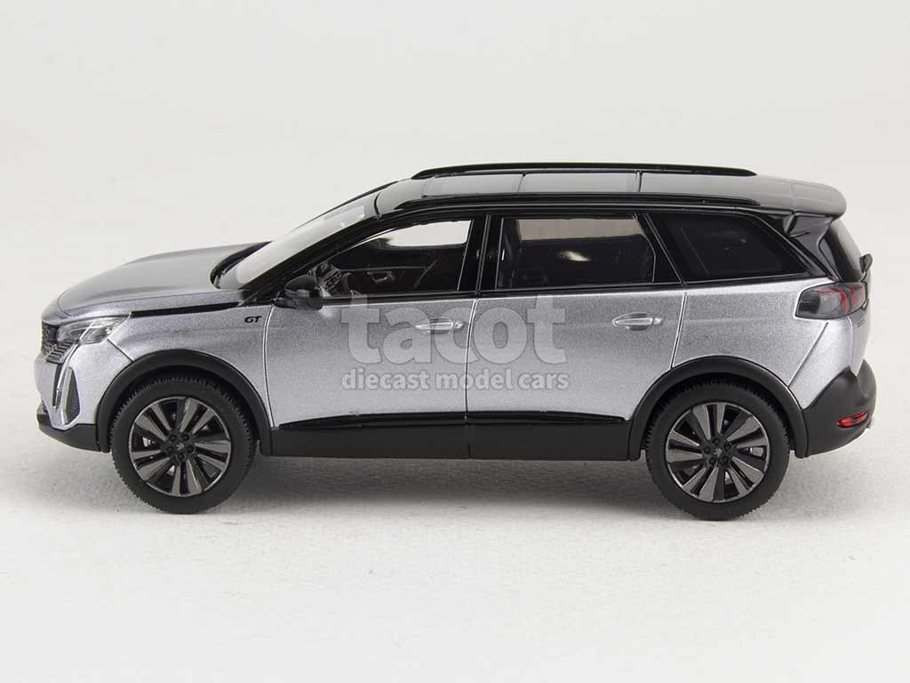 98683 Peugeot 5008 GT Black Pack 2021