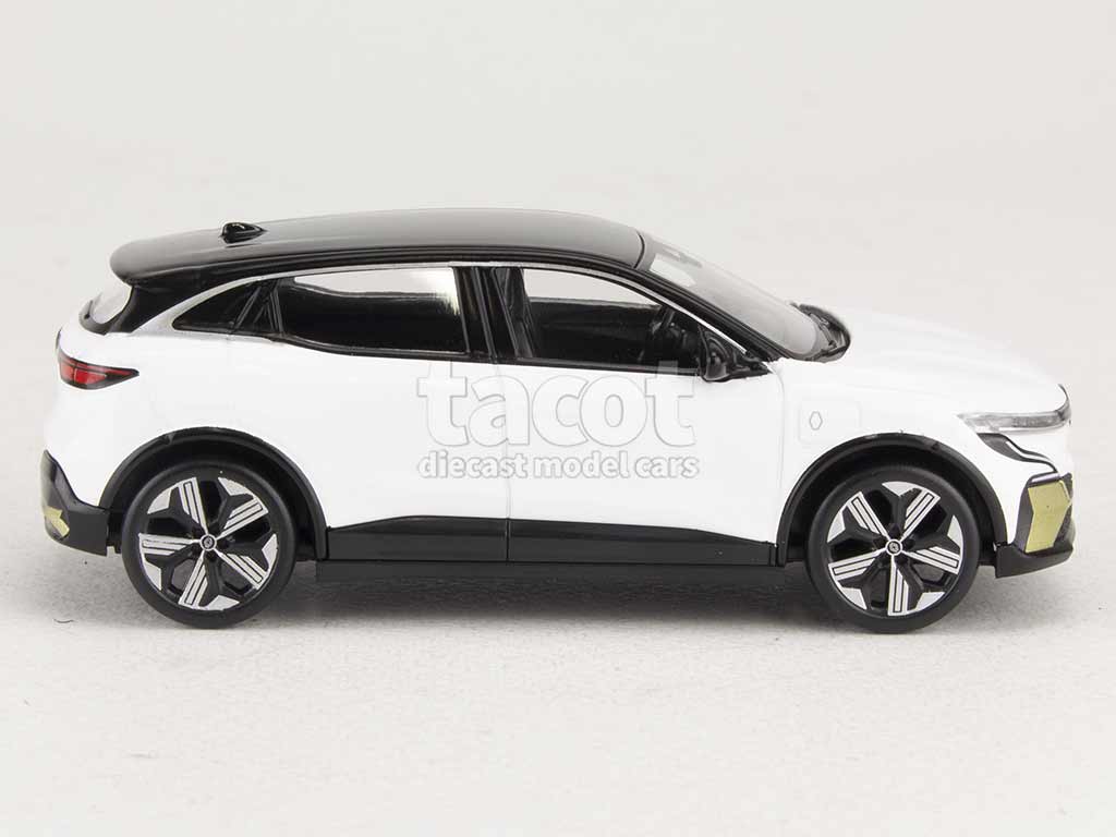 98750 Renault Megane e-Tech 2022