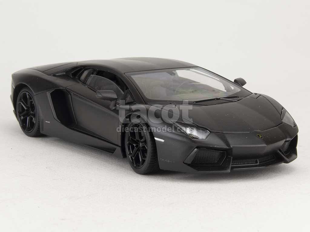 98765 Lamborghini Aventador LP 700-4 2011