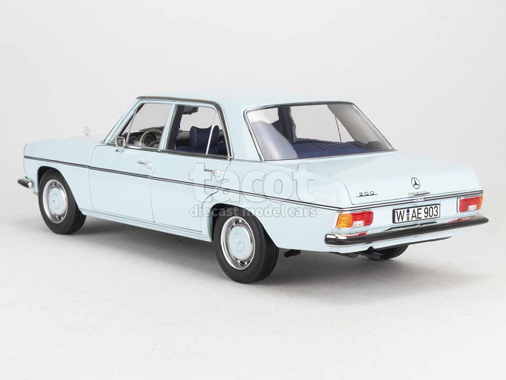 MERCEDES W115 200 /8 1968 blanc vehicule miniature 183770 Norev 1:18