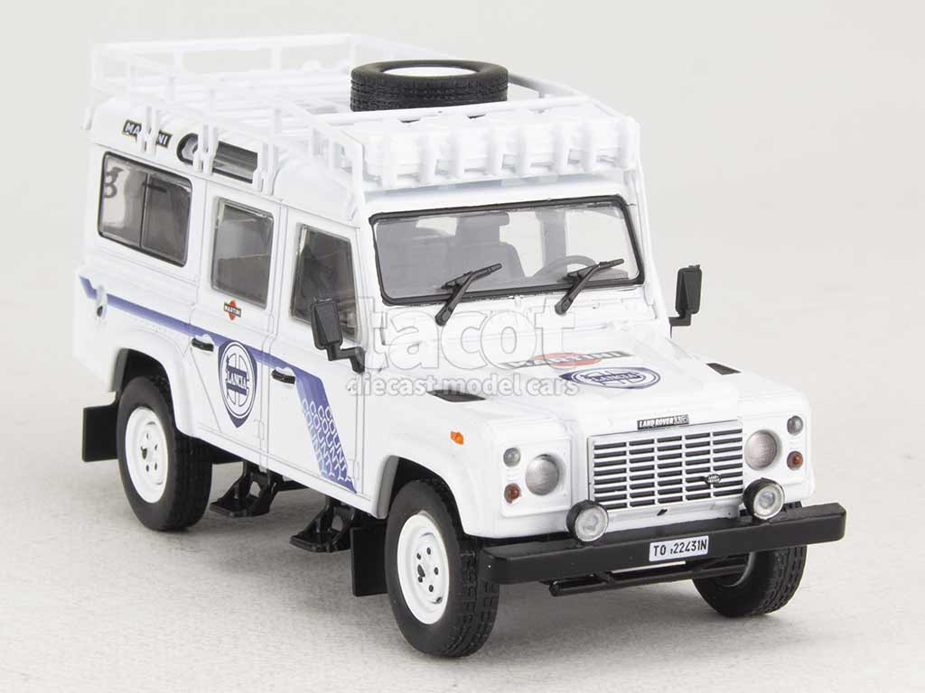 98881 Land Rover Defender 110 Assistance Rally 1991