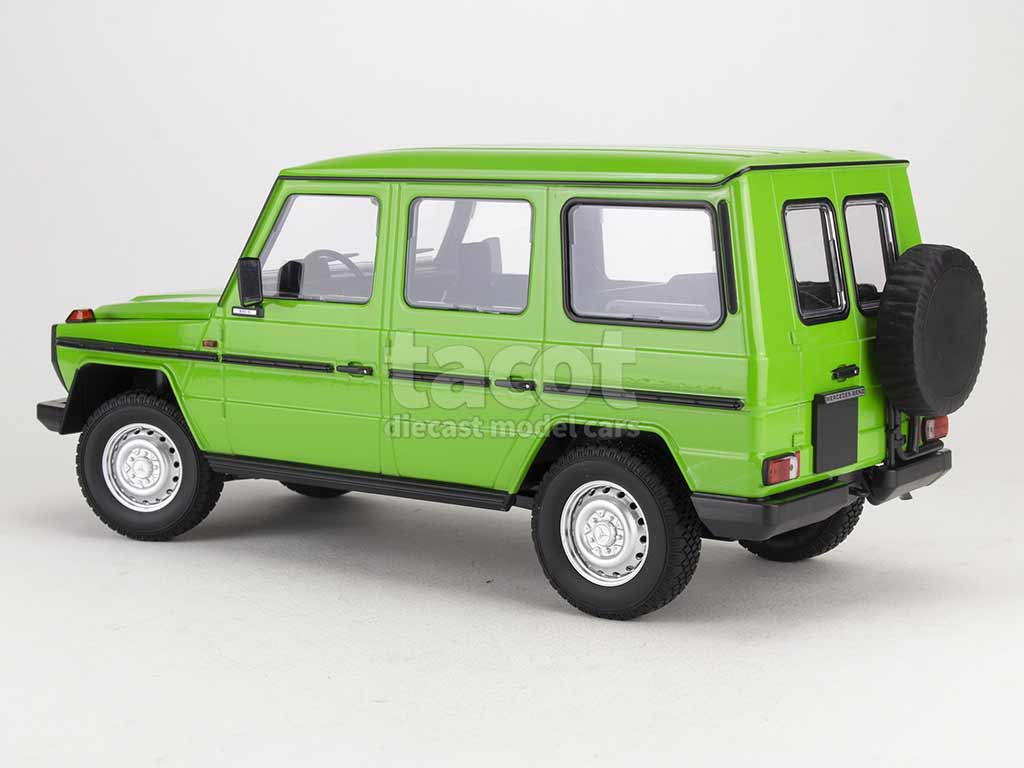 98895 Mercedes 230 G LWB/ W460 1980