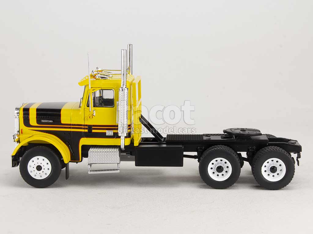 98924 Freightliner FLC 120 64 T Tracteur 1977