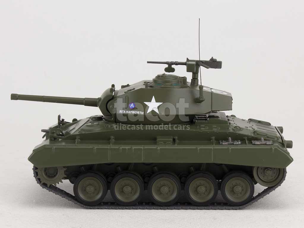 98941 Tank M24 Chaffee Light Tank 1945