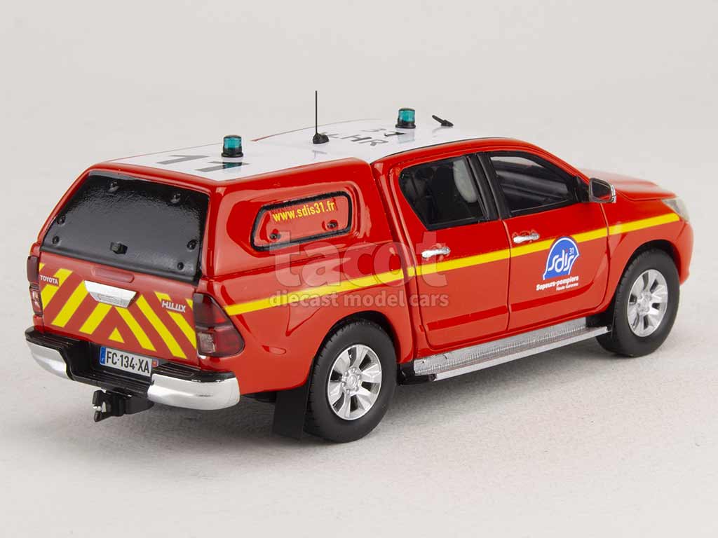 98960 Toyota Hilux Double Cabine VLHR Pompiers