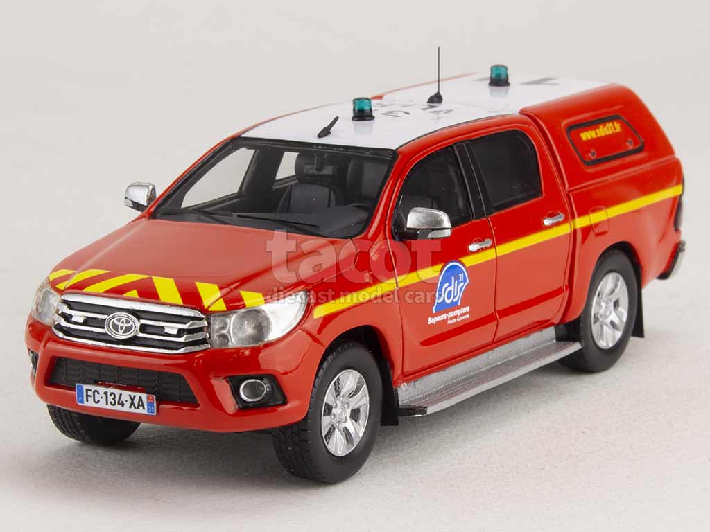 98960 Toyota Hilux Double Cabine VLHR Pompiers