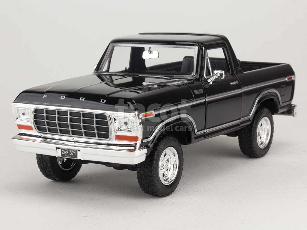 Modèle Réduit FORD Bronco 1978 - Échelle 1:24 - Couleur Bordeaux/Blanc - MotorMax - Neuf Dans Sa Boîte