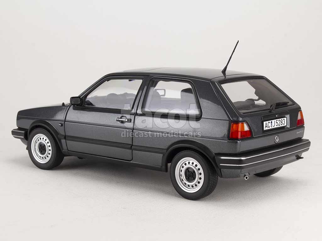 99138 Volkswagen Golf II CL 3 Doors 1988