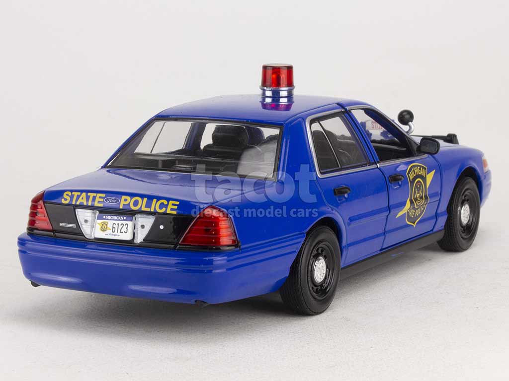 99232 Ford Crown Victoria Police Interceptor 2008
