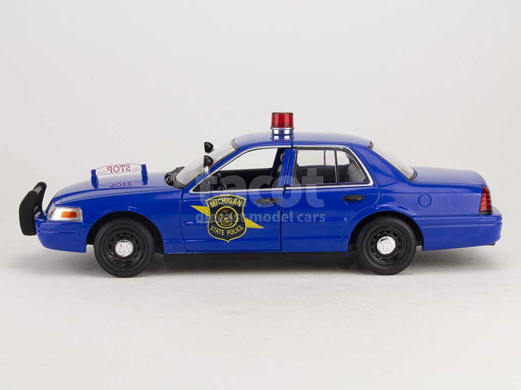 99232 Ford Crown Victoria Police Interceptor 2008