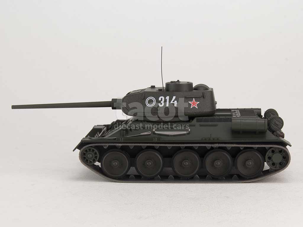 99236 Tank T-34/85 Germany 1945