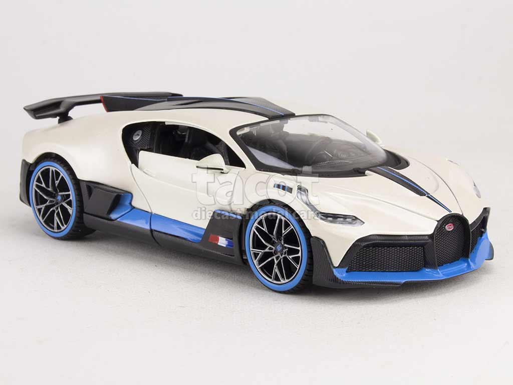 99264 Bugatti Divo 2019