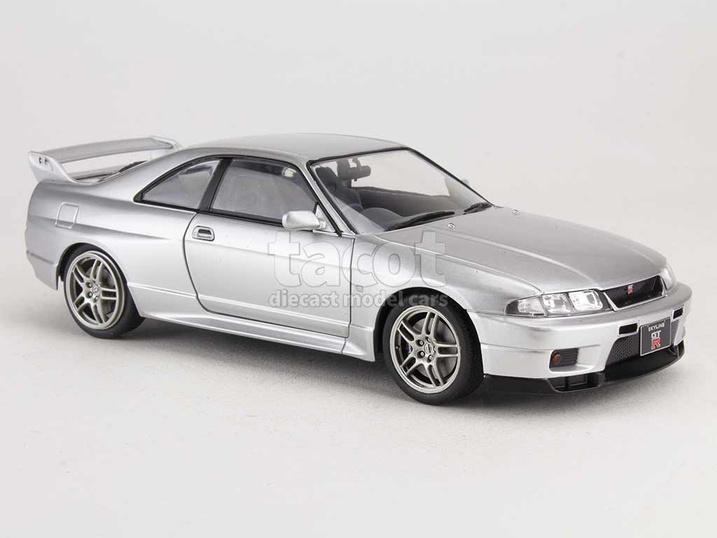 99271 Nissan Skyline GT-R/ R33 1997