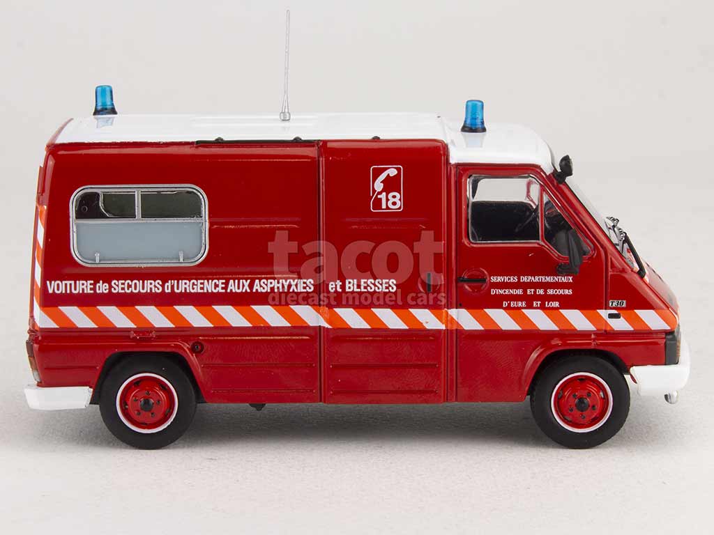99352 Renault Master T30 VSAB Sanicar Pompiers 1980