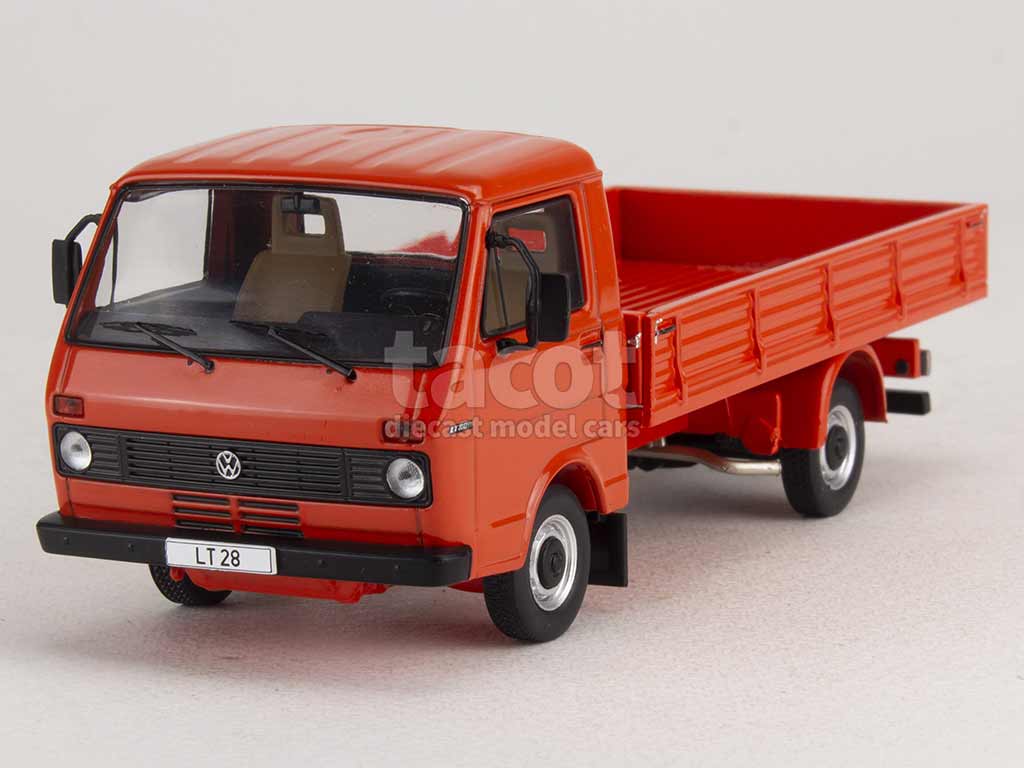 Volkswagen LT28 D PickUp LWB 1978 IXO 1/43 Autos Miniatures Tacot