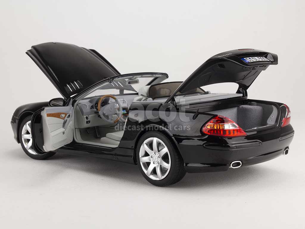 99421 Mercedes SL 500/ R230 2003