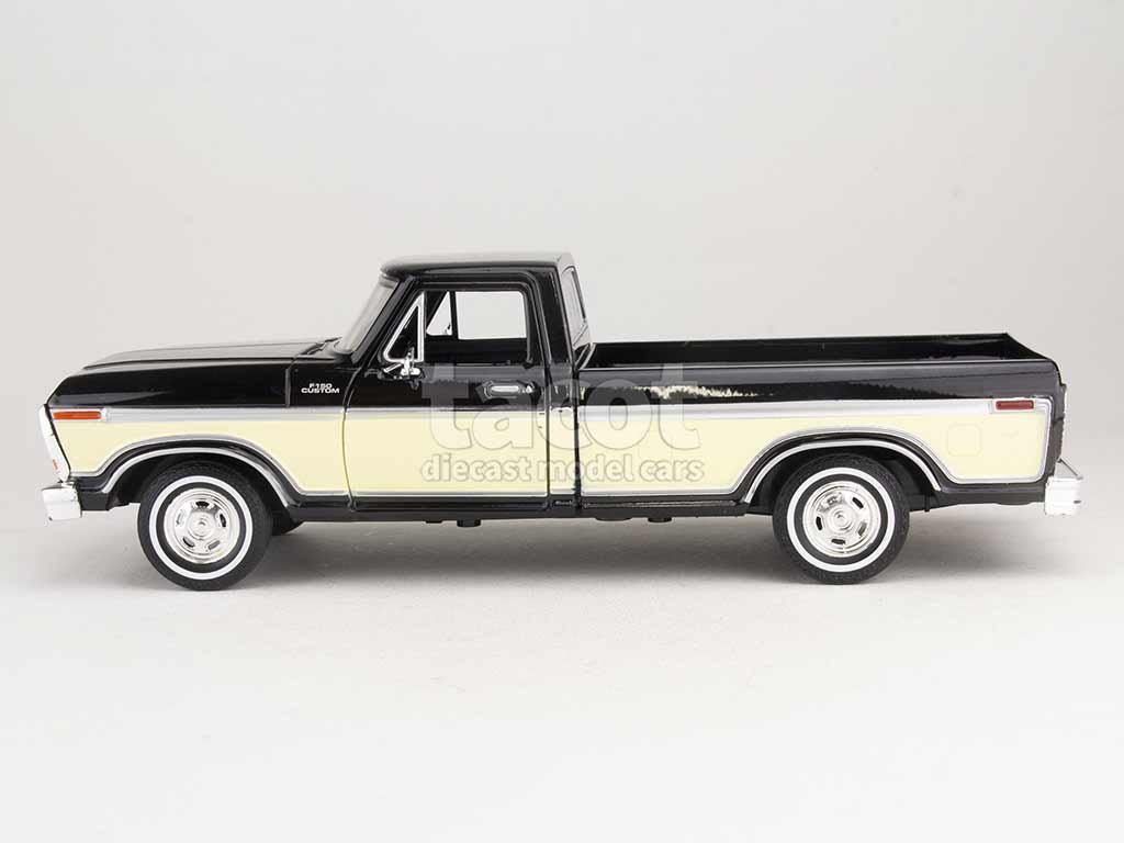 99471 Ford F-150 Custom Pick-Up 1979