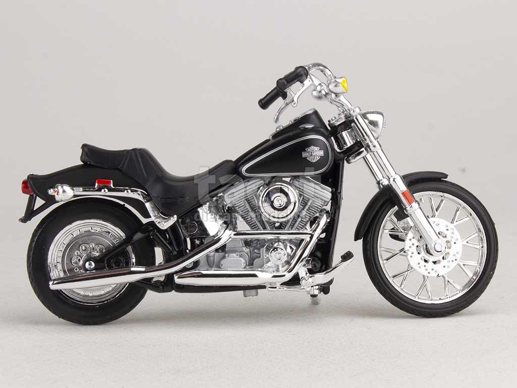 thumbnail image 2 of Tarazon Polished Aluminum Forward Controls For Harley Heritage Softail FXST 84-99 2 of 6