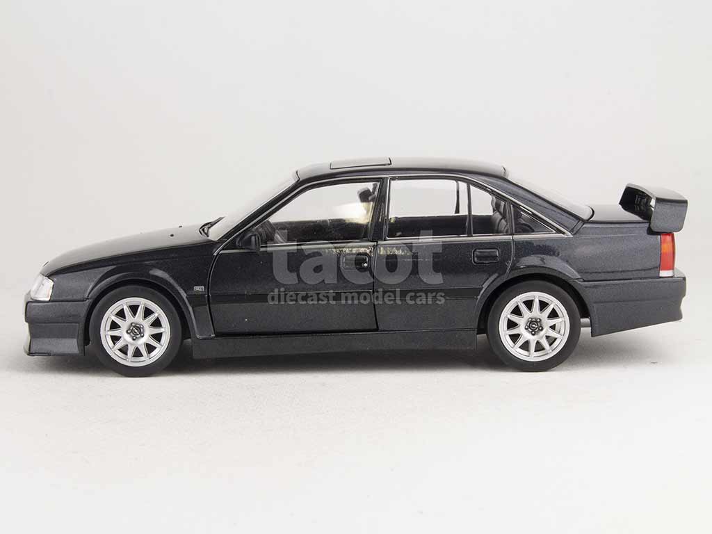 99520 Opel Omega Evo 500 1991