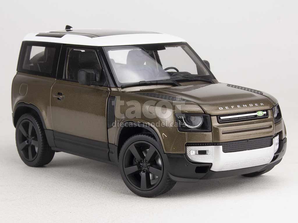 99531 Land Rover Defender 2020