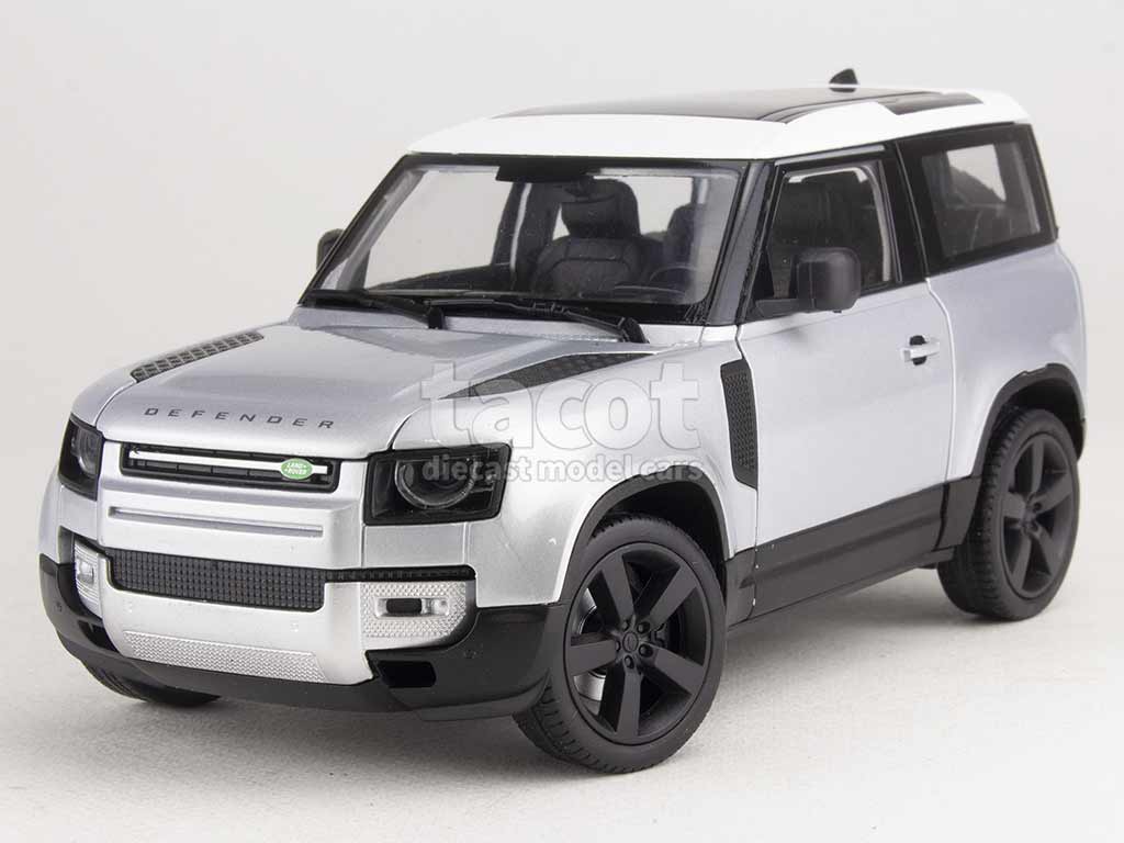 99532 Land Rover Defender 2020