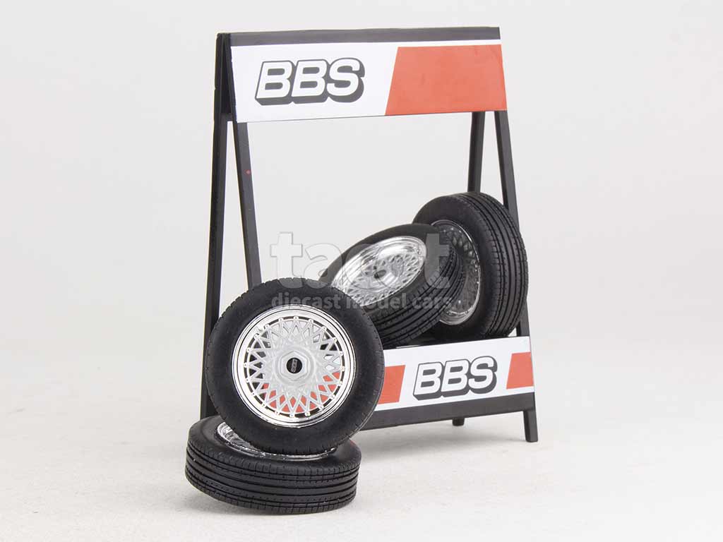 Divers Set 4 Wheels BBS IXO 1/18 Autos Miniatures Tacot
