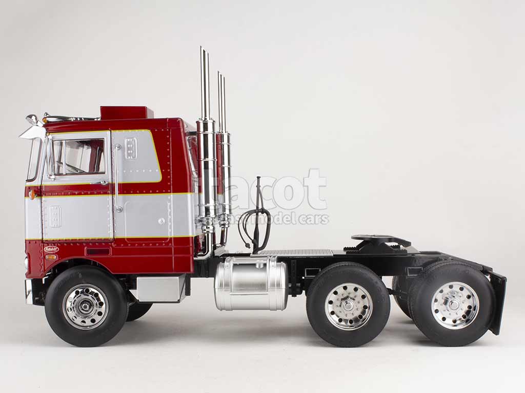 Peterbilt - 352 Pacemaker 1977 - Road Kings - 1/18 - Autos