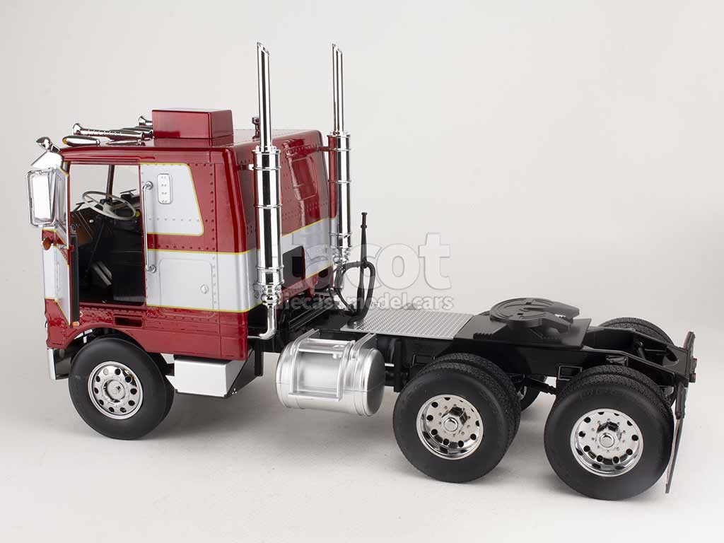 Peterbilt - 352 Pacemaker 1977 - Road Kings - 1/18 - Autos