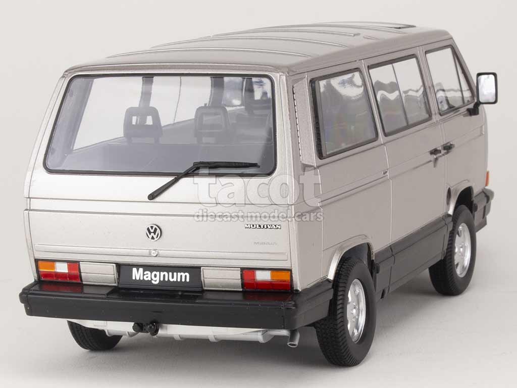 99566 Volkswagen Combi T3 Bus Multivan Magnum 1987