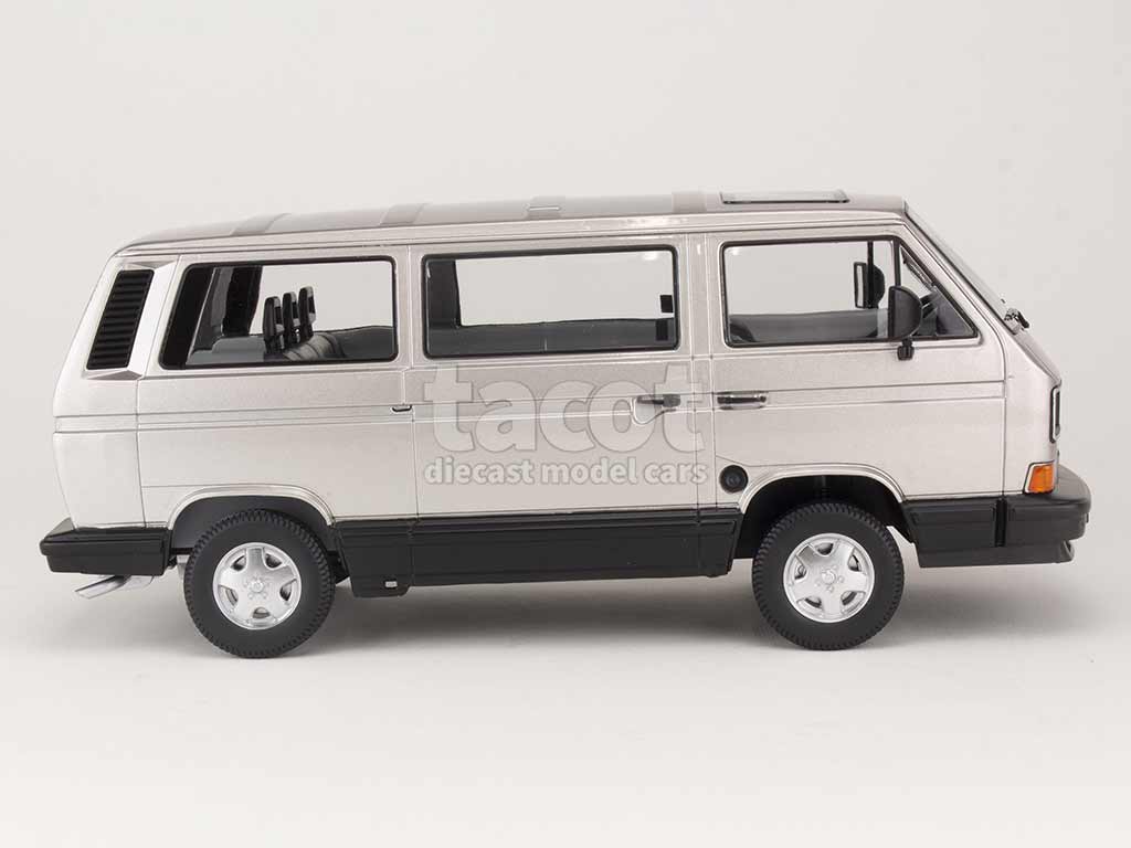99566 Volkswagen Combi T3 Bus Multivan Magnum 1987
