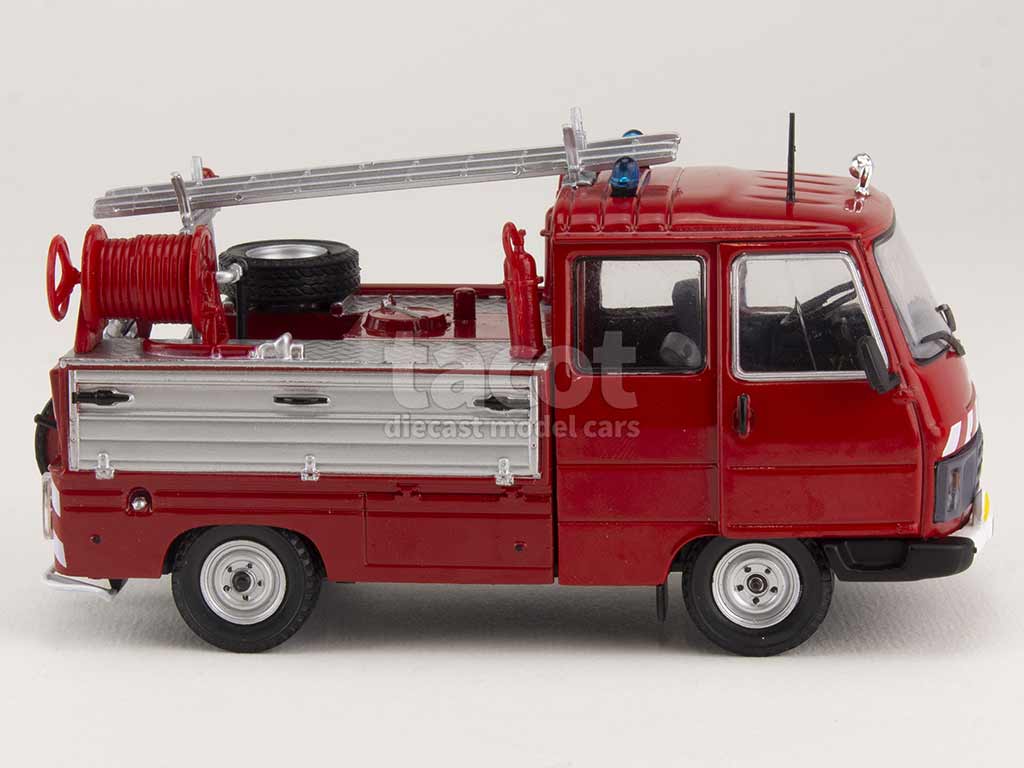 99640 Peugeot J9 Pompiers VPI Desautel 1981