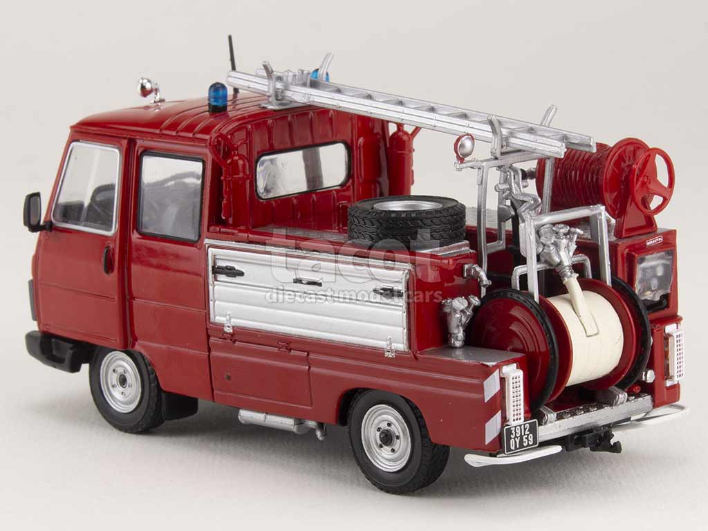 99640 Peugeot J9 Pompiers VPI Desautel 1981