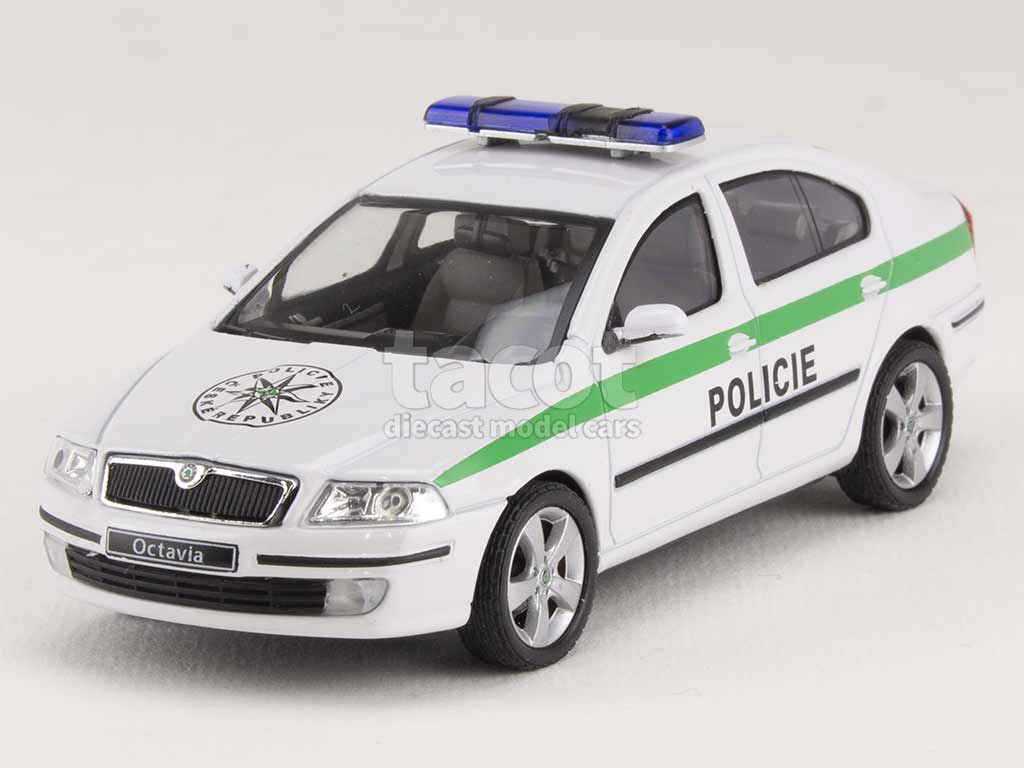 99681 Skoda Octavia Police 2004