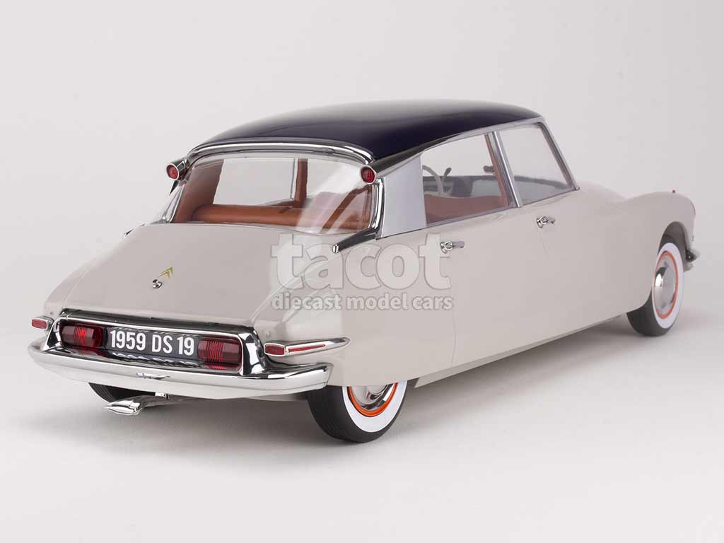 99682 Citroën DS19 1959