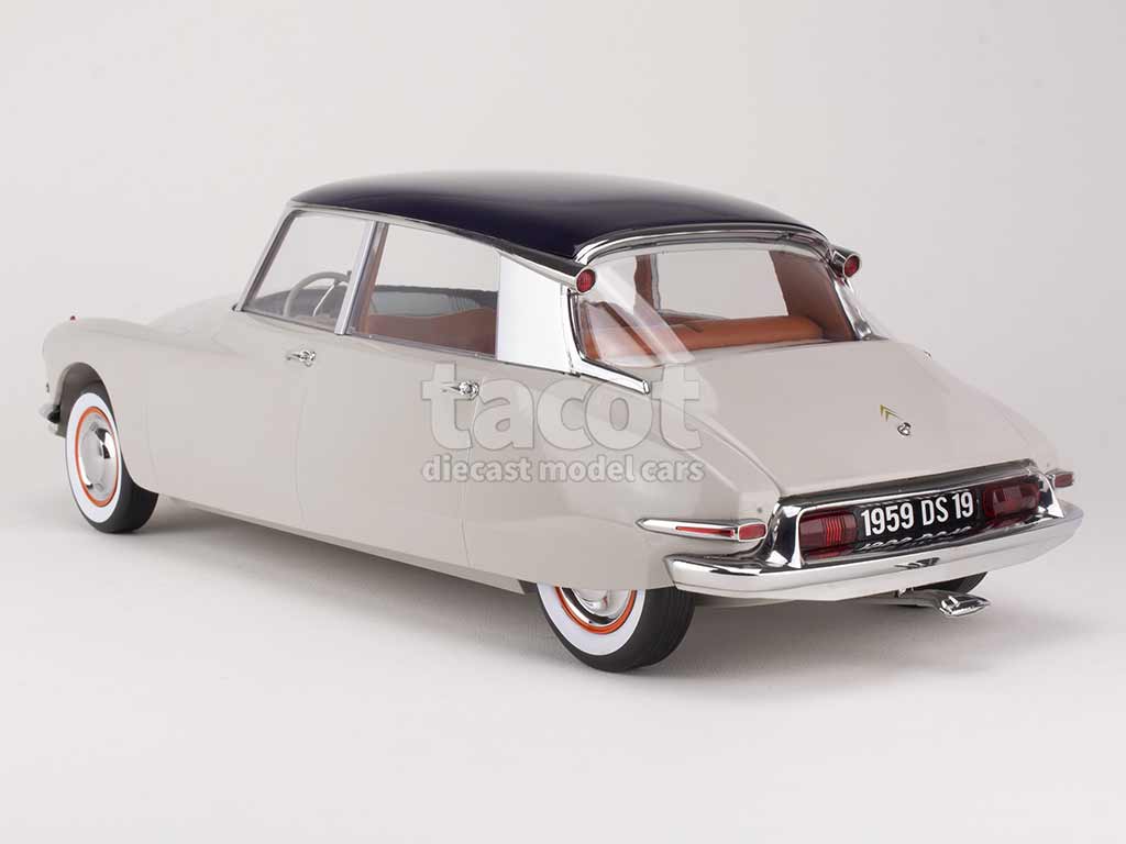 99682 Citroën DS19 1959
