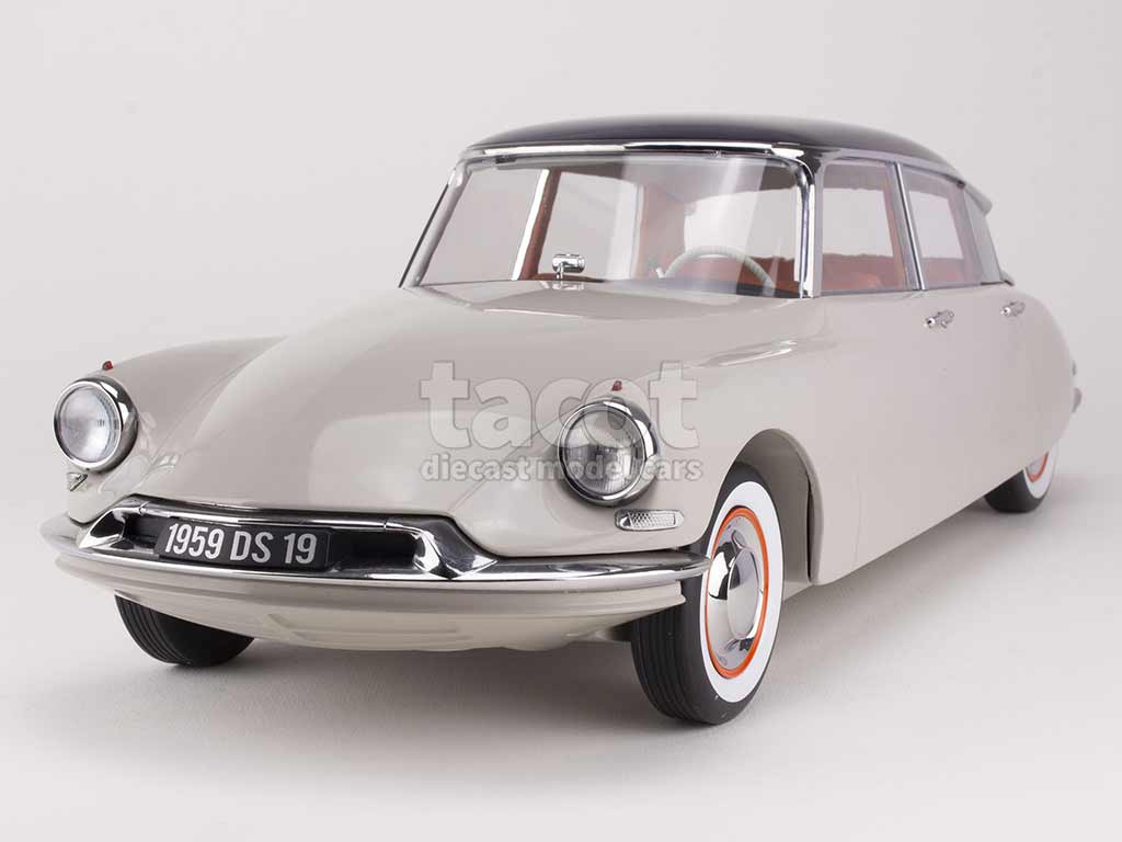 99682 Citroën DS19 1959