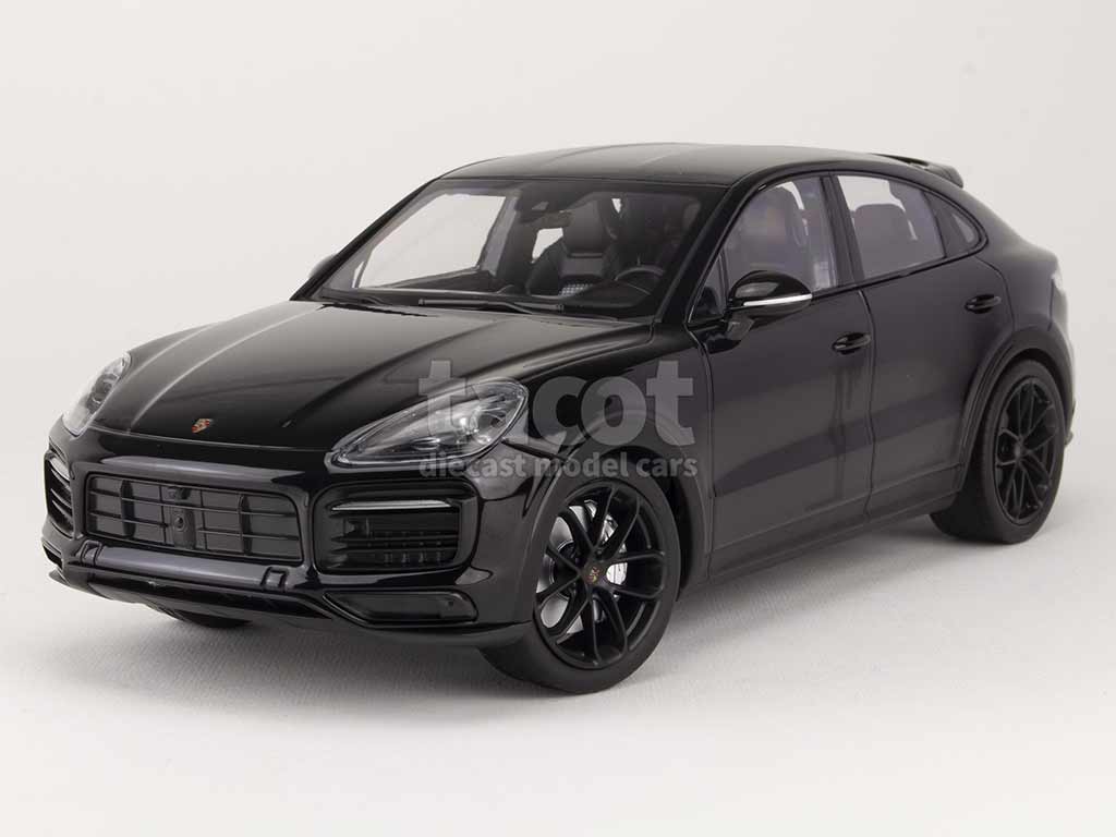 99686 Porsche Cayenne S Coupé 2019